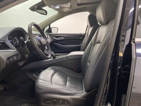 Used 2020 Buick Enclave Premium w/ Sun and Sites Package image 14