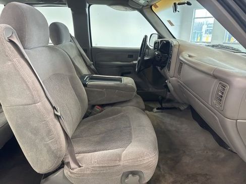 Used 2000 Chevrolet Silverado 1500 LS image 18
