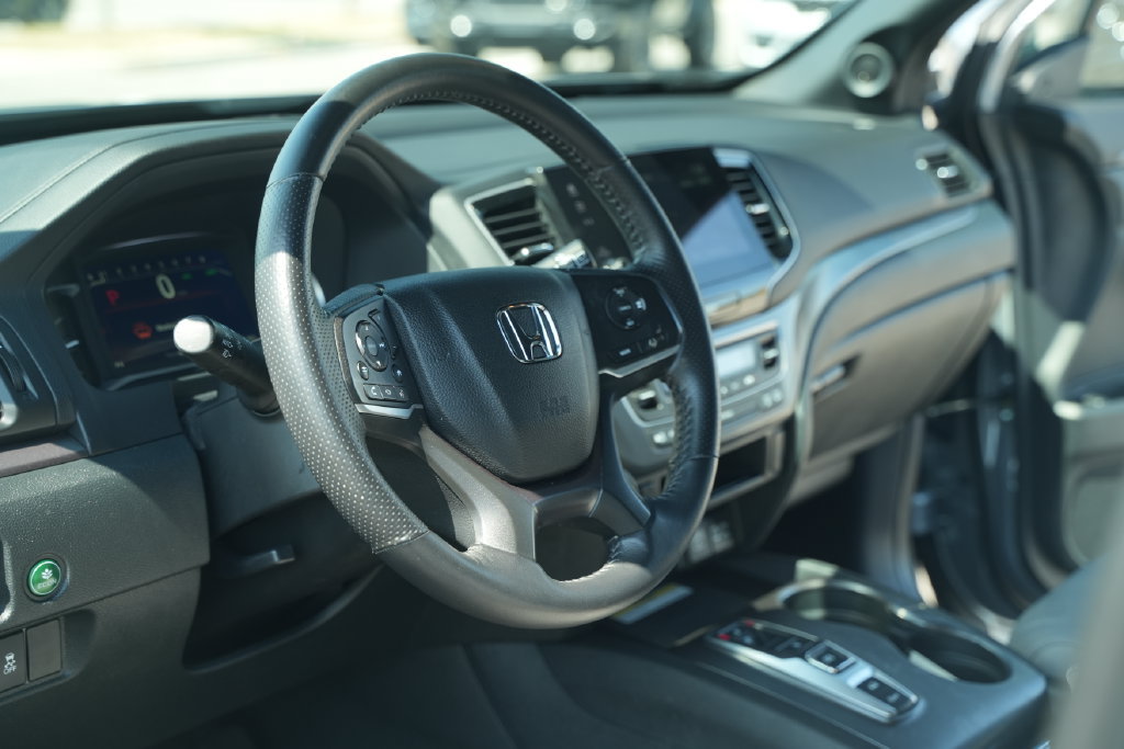 Used 2023 Honda Passport EX-L image 28