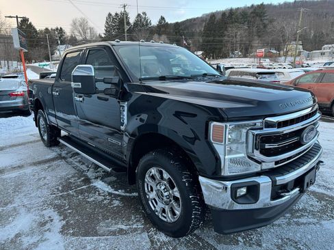 Used 2020 Ford F350 Lariat w/ Lariat Ultimate Package image 3