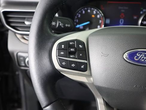 Used 2022 Ford Explorer Limited image 51