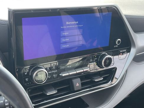 Used 2023 Toyota Highlander Platinum image 7