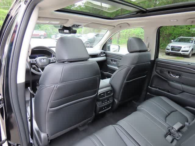 New 2026 Honda Pilot Touring image 17