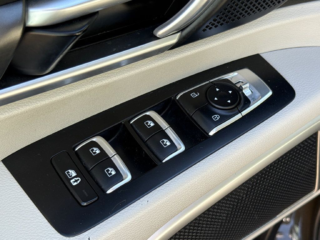 Used 2020 Kia Telluride S w/ S 8 Passenger Seating Package FWD image 20