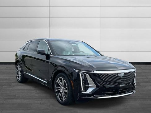 New 2026 Cadillac Lyriq Premium Luxury image 7