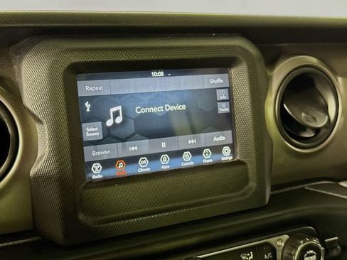 Used 2020 Jeep Wrangler Unlimited Sport AWD/4WD image 17