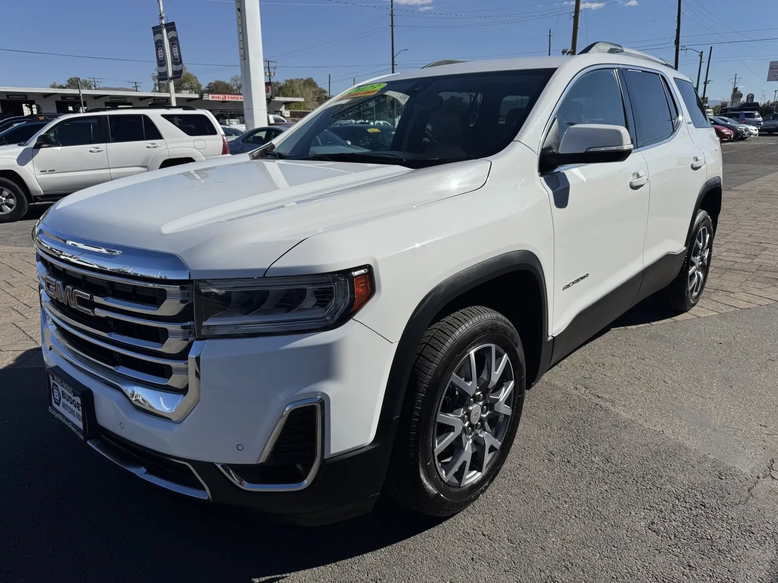 Used 2023 GMC Acadia SLT AWD/4WD image 6
