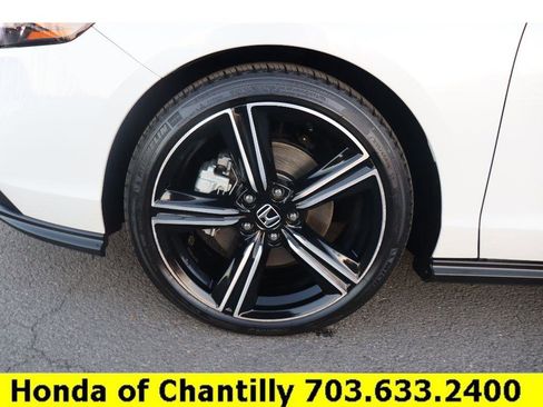 Used 2023 Honda Accord Sport image 29