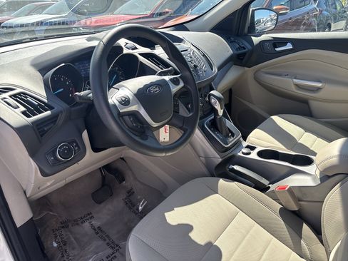 Used 2014 Ford Escape SE FWD image 25