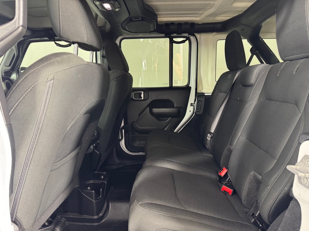 Used 2018 Jeep Wrangler Unlimited Sport S AWD/4WD image 19