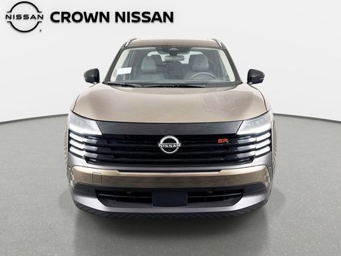 New 2026 Nissan Kicks SR FWD image 2