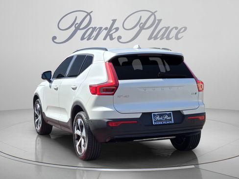 New 2026 Volvo XC40 B5 Plus w/ Protection Package Premier AWD/4WD image 3