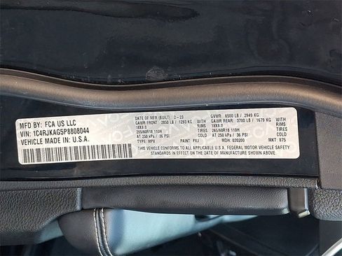 Used 2023 Jeep Grand Cherokee L Laredo image 28