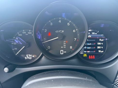 Certified 2026 Porsche Macan GTS image 10