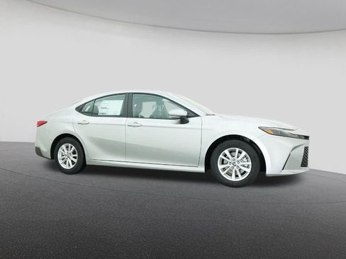 New 2026 Toyota Camry LE image 28