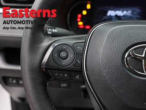 Used 2024 Toyota RAV4 XLE w/ Convenience Package AWD/4WD image 15