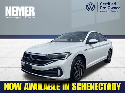 Certified 2023 Volkswagen Jetta SEL FWD image 1