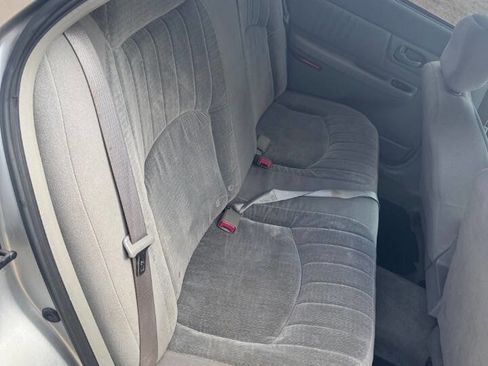 Used 2003 Buick Century Custom image 17