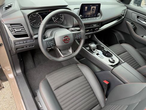 New 2026 Nissan Rogue Rock Creek image 10