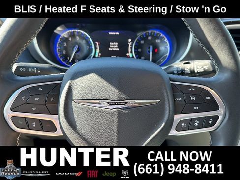Used 2024 Chrysler Pacifica Touring-L FWD image 24
