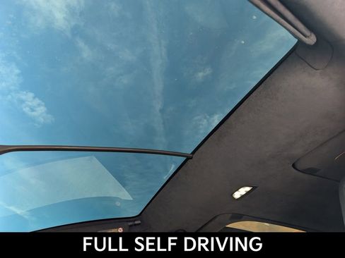 Used 2019 Tesla Model X Performance image 10