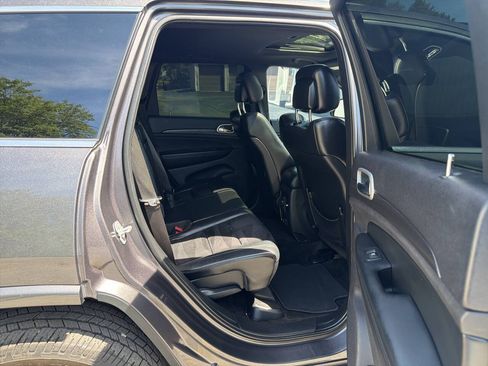 Used 2015 Jeep Grand Cherokee Altitude AWD/4WD image 27