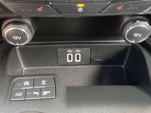Used 2019 Ford Ranger XLT w/ Equipment Group 302A Luxury AWD/4WD image 33