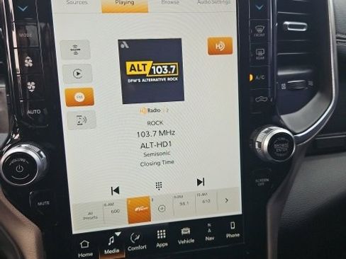 Used 2024 RAM 2500 Laramie image 24