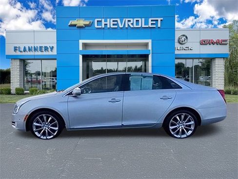 Used 2014 Cadillac XTS Luxury image 9