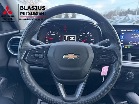 Used 2024 Chevrolet Trax LS image 16