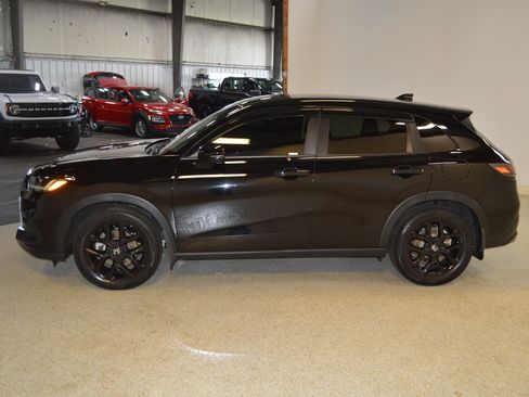 Used 2023 Honda HR-V Sport image 6