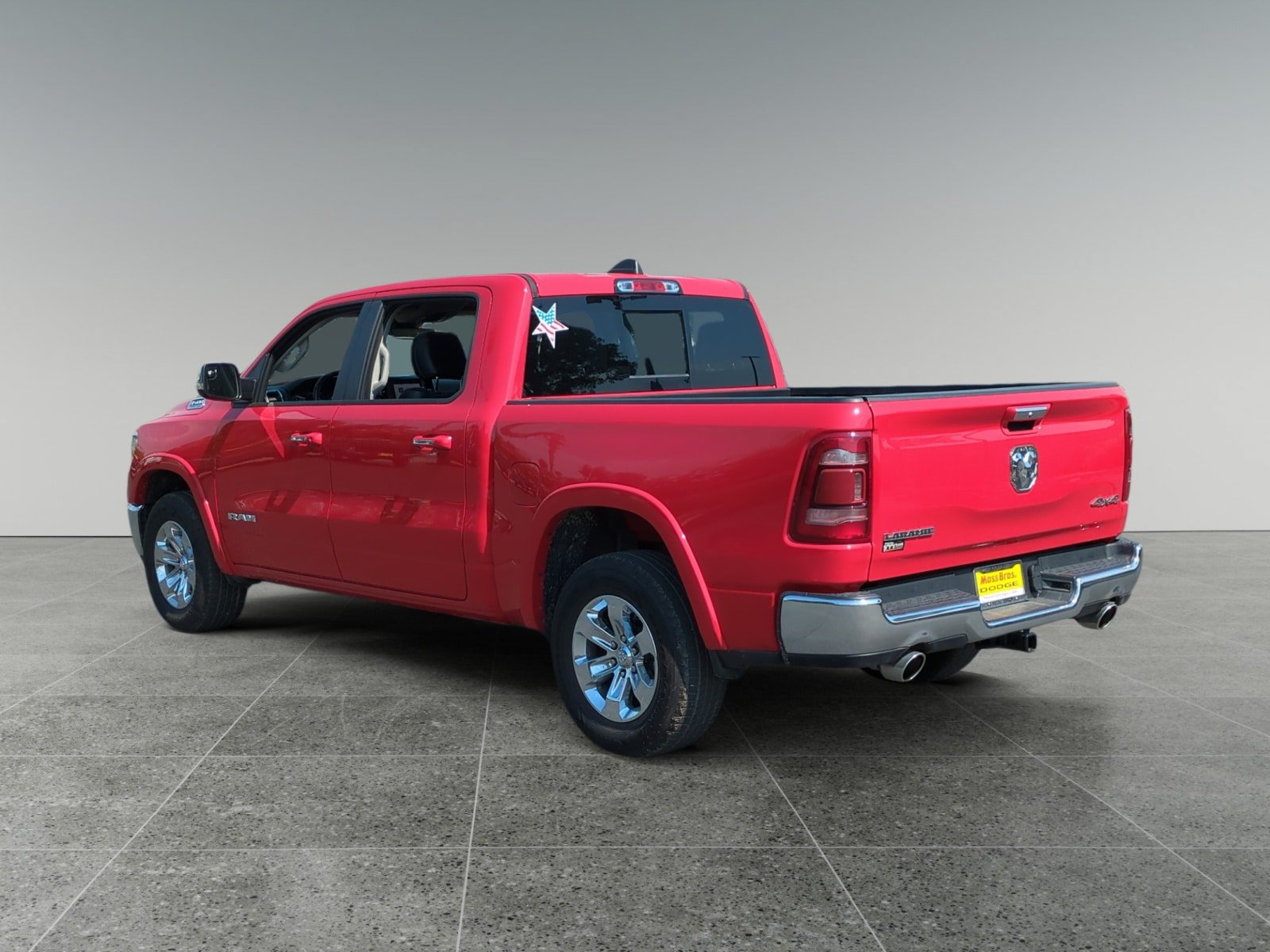 Used 2022 RAM 1500 Laramie AWD/4WD image 3