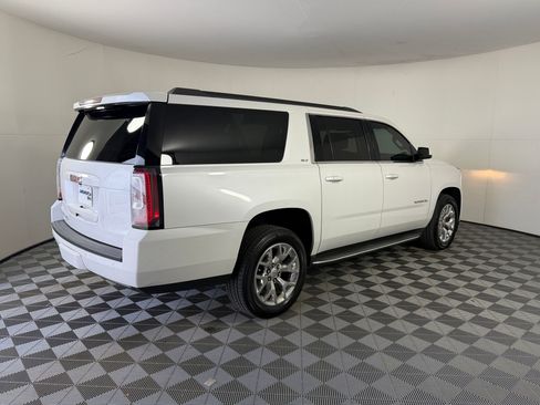 Used 2017 GMC Yukon XL SLT w/ Open Road Package RWD image 9
