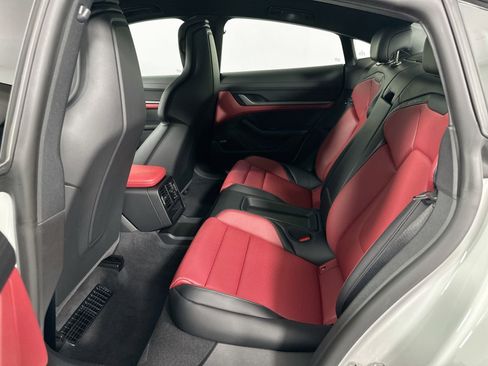 Certified 2025 Porsche Taycan image 27