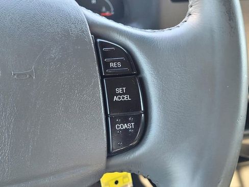 Used 2003 Ford F350 Lariat image 25