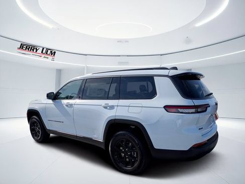 New 2026 Jeep Grand Cherokee L 4WD image 5