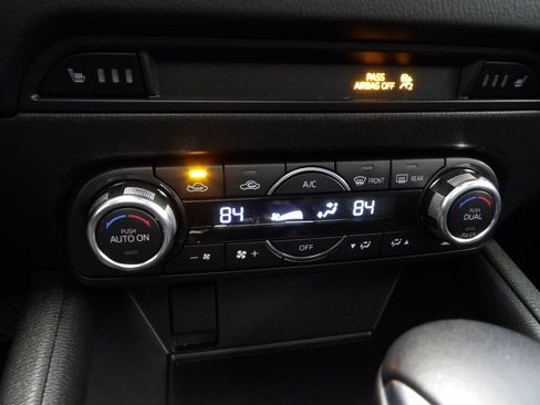 Used 2018 MAZDA CX-5 Touring w/ Preferred Equipment Package image 34