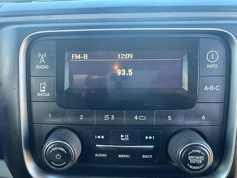 Used 2015 RAM 2500 Tradesman w/ Popular Equipment Group AWD/4WD image 18