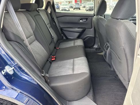 Used 2024 Nissan Rogue SV image 25