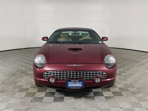 Used 2004 Ford Thunderbird image 22