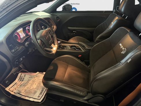 Used 2023 Dodge Challenger SRT Hellcat RWD image 13