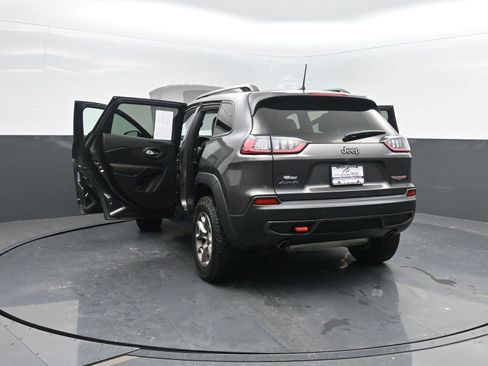 Used 2021 Jeep Cherokee Trailhawk image 42