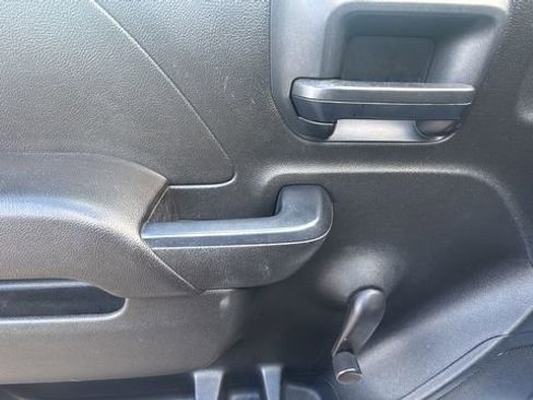 Used 2017 Chevrolet Silverado 2500 W/T w/ Snow Plow Prep Package image 17