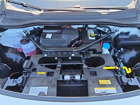 Certified 2023 Volkswagen ID.4 Pro RWD image 30