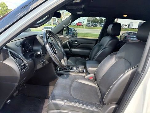 Used 2020 INFINITI QX80 Luxe w/ Edition 30 Package AWD/4WD image 3
