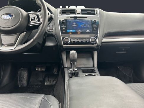 Used 2019 Subaru Outback 2.5i Limited AWD/4WD image 11