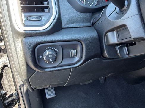 Used 2026 RAM 2500 Big Horn AWD/4WD image 25