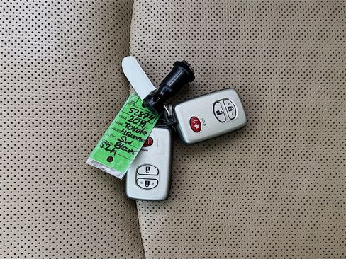 Used 2019 Toyota 4Runner Limited image 31