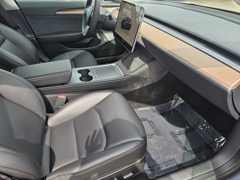 Used 2023 Tesla Model 3 Standard Range RWD image 26