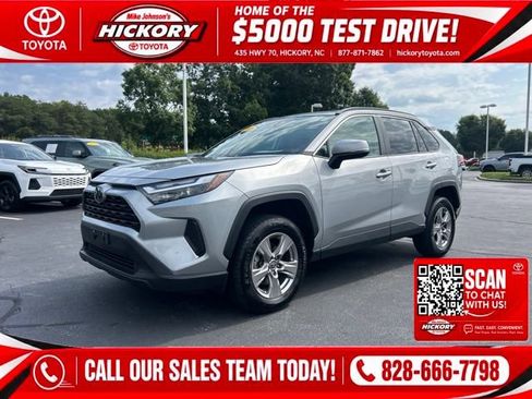 Used 2024 Toyota RAV4 XLE FWD image 1